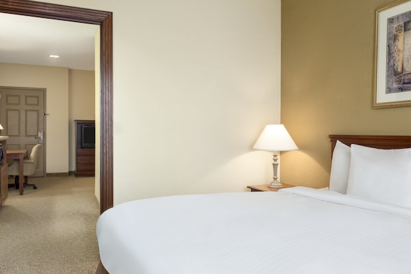 Country Inn & Suites By Carlson Houston Intercontinental Airport South