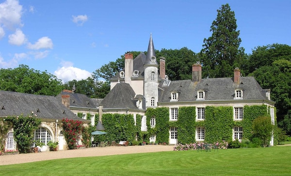 Chateau Du Plessis - Anjou