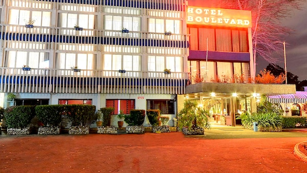 Sentrim Boulevard Hotel