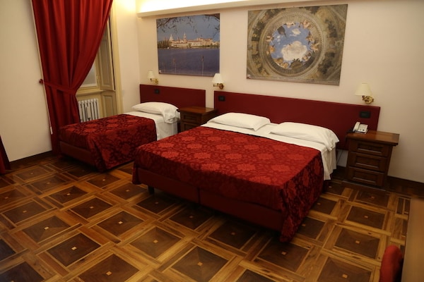 Hotel Antica Dimora Mantova City Centre