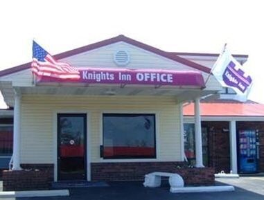 Knights Inn Cadiz