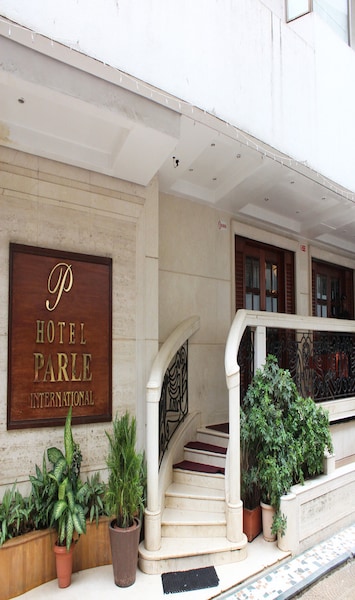 Hotel Parle International