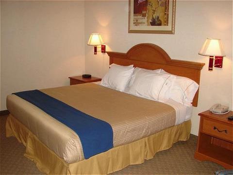 Holiday Inn Express New Bern