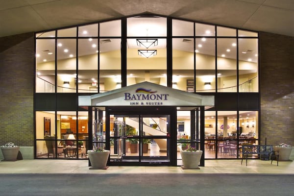 Baymont Inn & Suites Knoxville Cedar Bluff