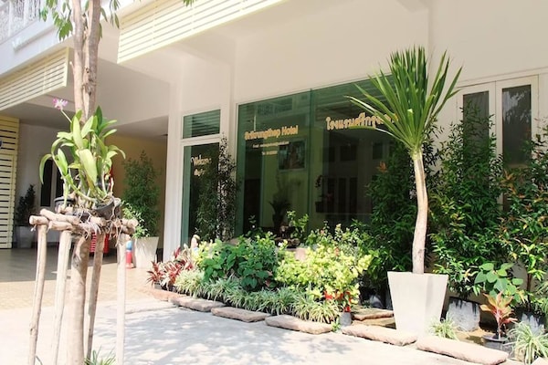 Hotel Sri Krungthep
