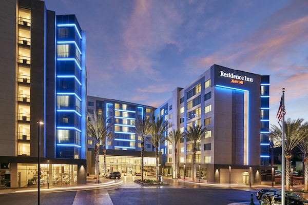 Residence Inn At Anaheim Resort/Convention Center