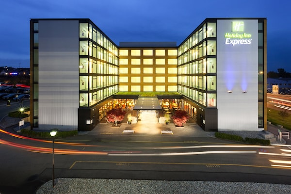 Holiday Inn Express Zürich Airport
