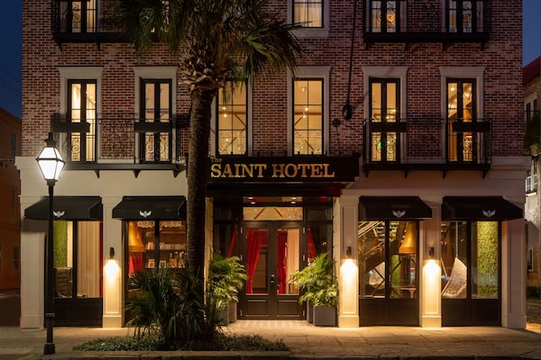 The Saint Hotel - Charleston, Sc