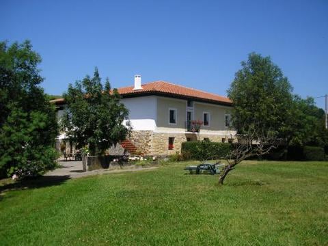 Casa Rural-Apartamentos Zelaikoa