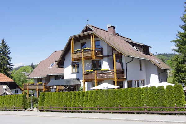 Hotel Schöneck Garni