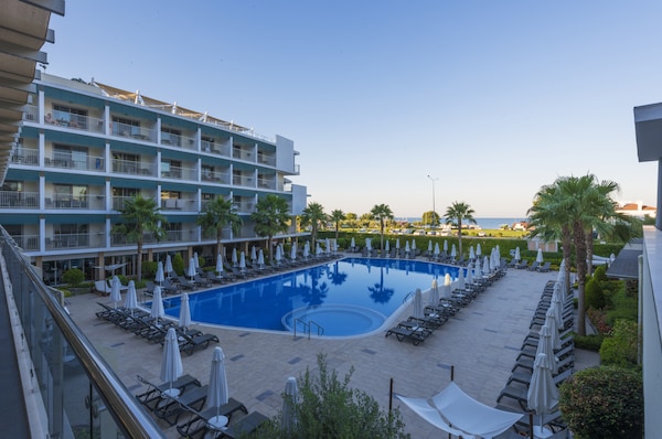 TUI BLUE Barut Andiz - Adult Only - Ultra All Inclusive