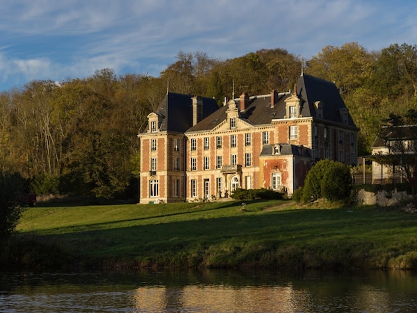 Chateau De La Bucherie