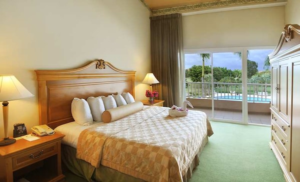 Embassy Suites By Hilton Los Marlins  & Golf Resort