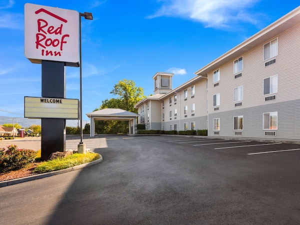 Red Roof Inn Etowah - Athens, TN