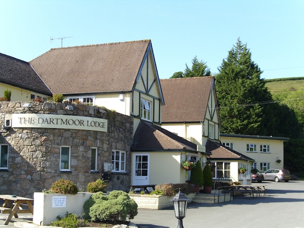 Dartmoor Lodge