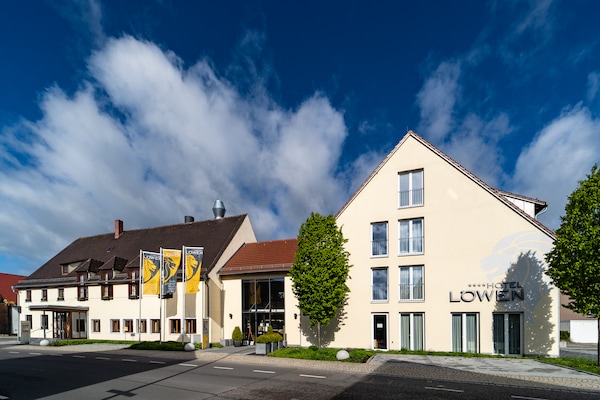 Hotel & Gasthof Loewen