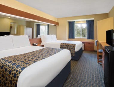 Microtel Inn and Suites by Wyndham Leesburg - Mt Dora