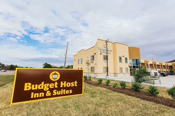 Budgethost Inn & Suited