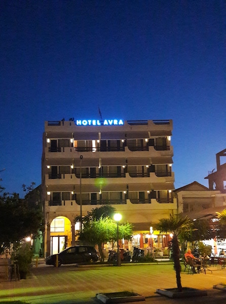 Ξενοδοχείο Αύρα