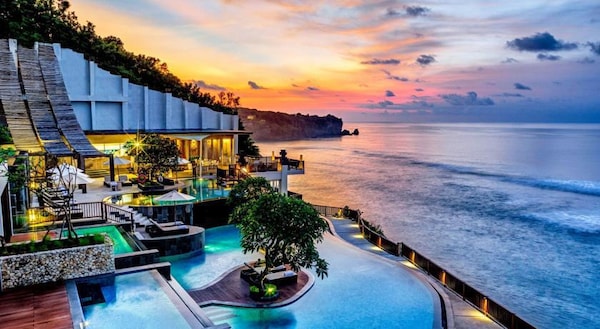 Anantara Uluwatu Bali Resort