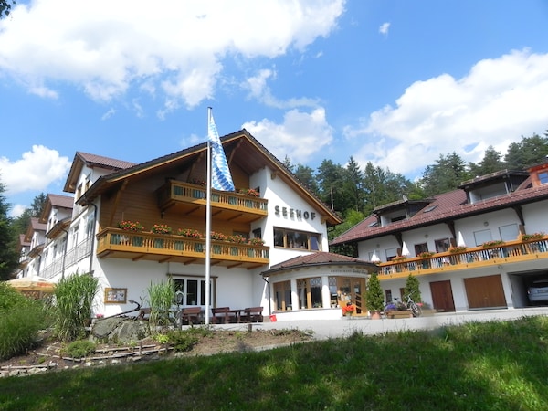 Hotel Seehof Tauer OHG