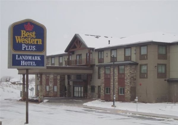 Best Western Plus Landmark Hotel