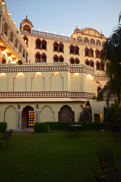 Hotel Fort Chandragupt