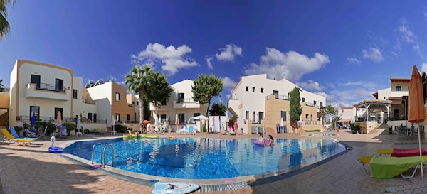 Blue Aegean Hotel & Suites