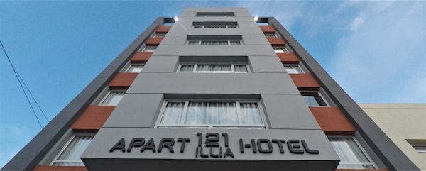 ILLIA 121 APART HOTEL