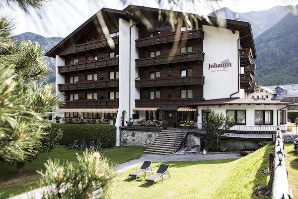 Hotel Johanna mitten im Otztal SUPERIOR