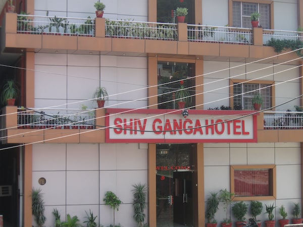 Hotel Shiv Ganga