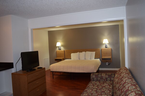 Little Suites Provo - Extended Stay