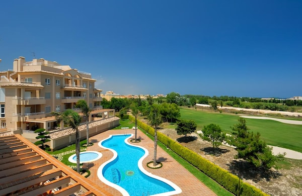 Apartamentos Y Villas Oliva Nova Golf