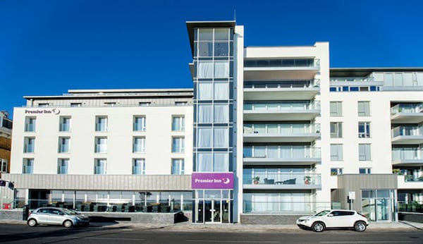 Premier Inn Worthing Seafront hotel