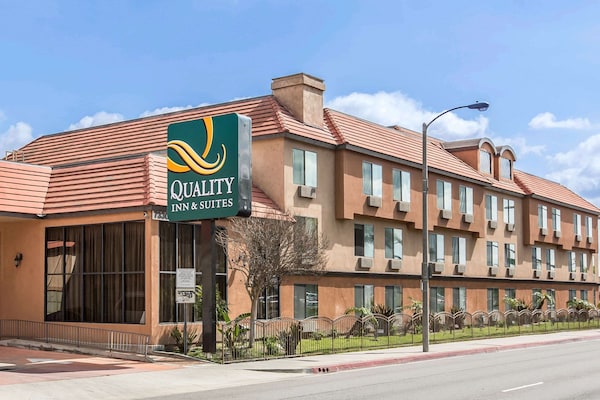 Quality Inn & Suites Bell Gardens-Los Angeles