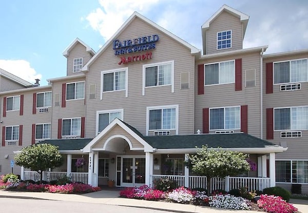 Fairfield Inn & Suites Wheeling-St. Clairsville, OH