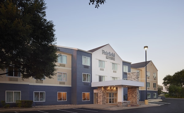 Fairfield Inn & Suites Austin South