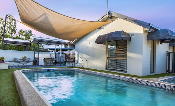Townsville A&A Holiday Apartments