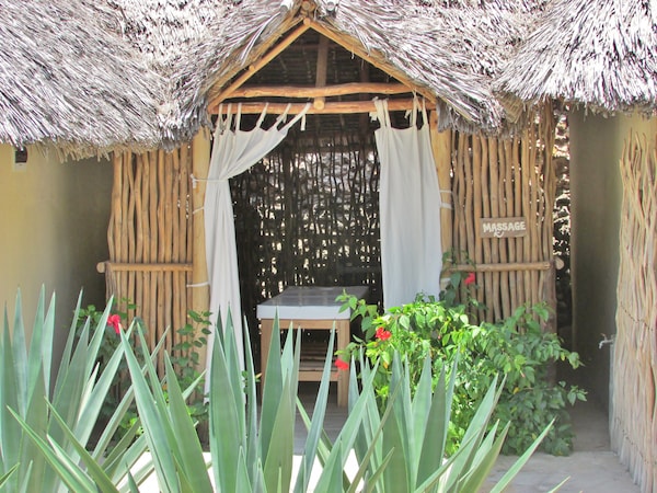 Mawimbi Lodge