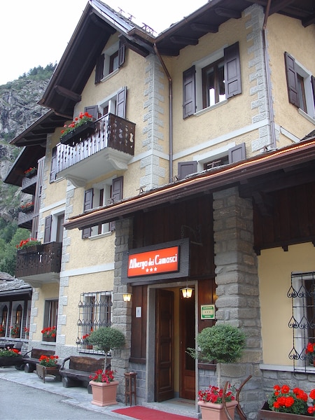 Hotel Dei Camosci