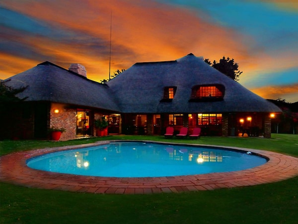 African Footprints Lodge