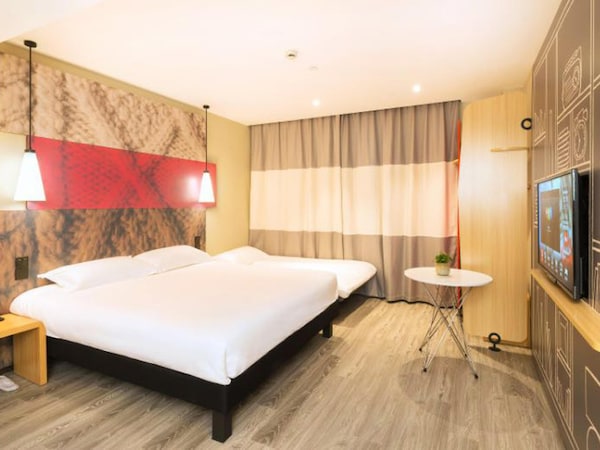 Ibis Shanghai New Hongqiao