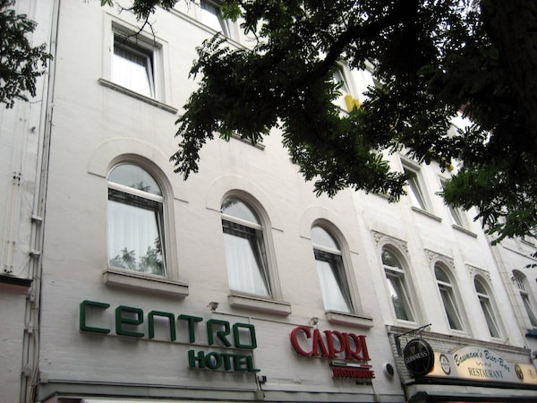 Centro Hamburg by Centro Basic