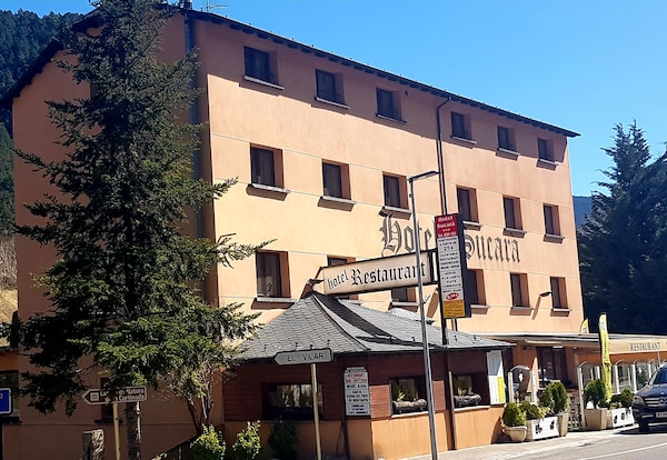 Hotel Sucarà