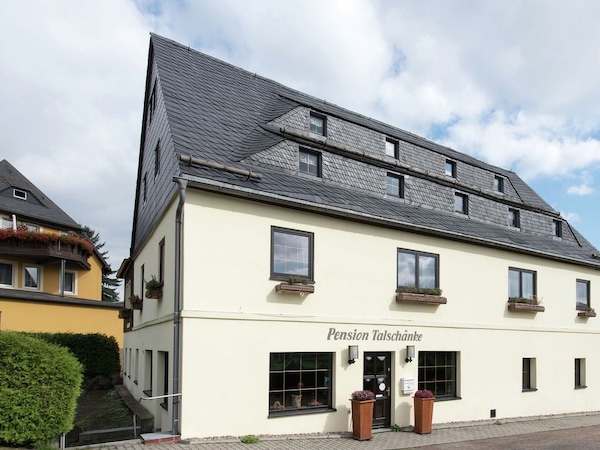 Large group accommodation in the region of Saxony with the living room and much more