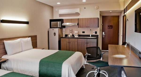 City Express Suites Puebla Finsa