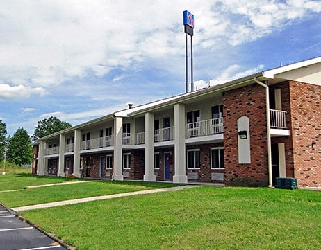 Motel 6-Youngstown, OH