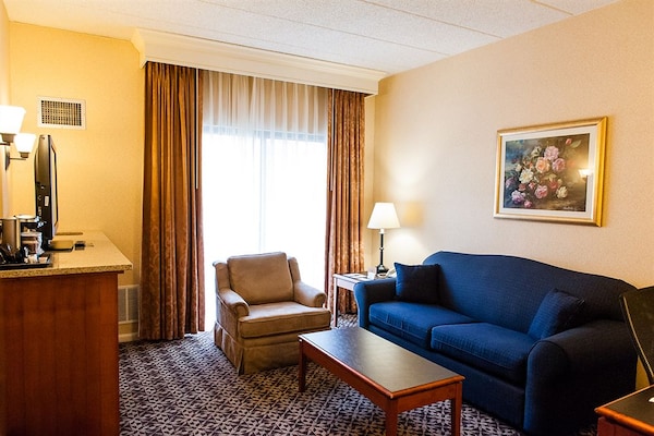 DoubleTree Suites by Hilton Hotel Mt Laurel