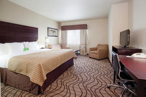 La Quinta Inn & Suites Henderson-Northeast Denver