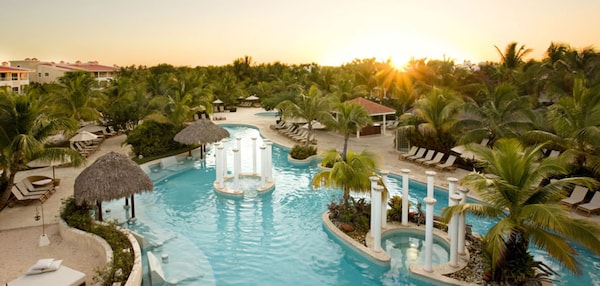 Caribe Tropical Hotel